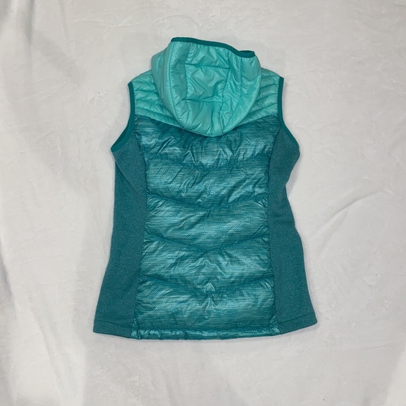 Green hooded puffy vest - Picture 3 of 7